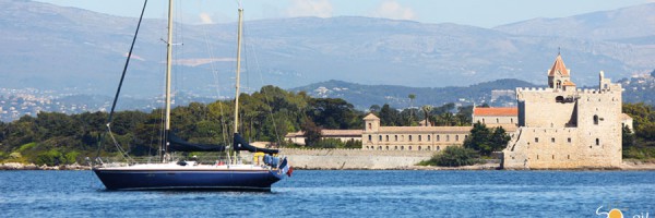 ponte di pasqua in barca a vela costa azzurra