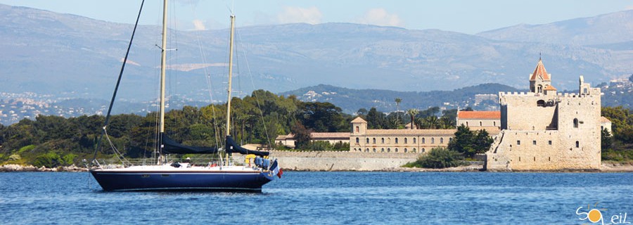 ponte di pasqua in barca a vela costa azzurra