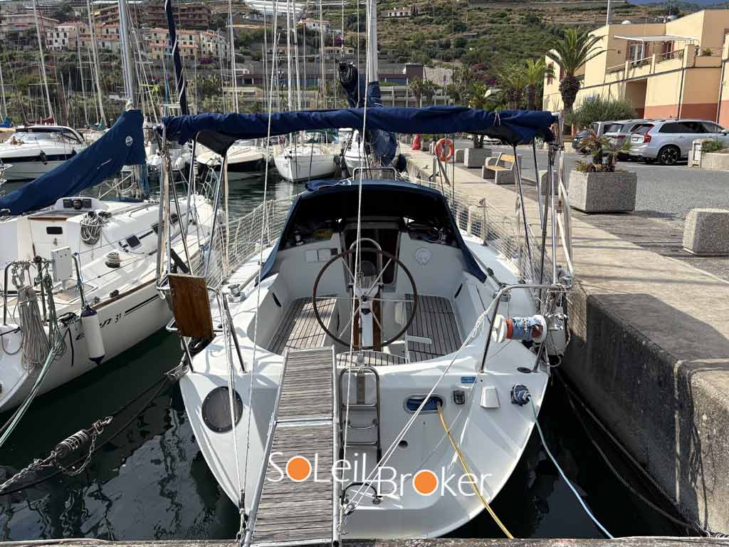 Beneteau Oceanis 320 natante