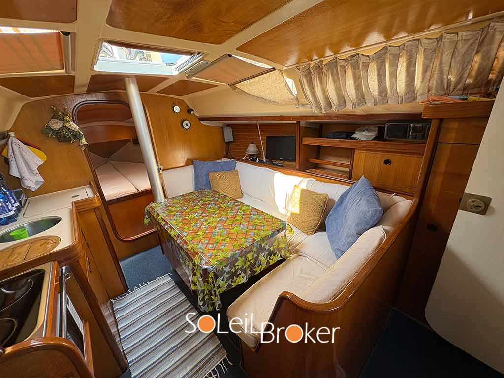 Beneteau Oceanis 320 natante