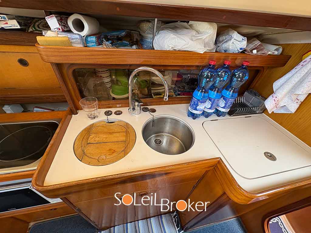 Beneteau Oceanis 320 natante